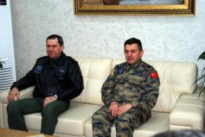 Korgeneral radar &uuml;ss&uuml;nde incelemelerde bulundu