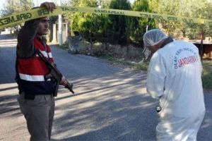 Aydın'da cezaevinden izinle &ccedil;ıkıp kendini vurdu