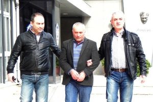 Bursa'da kızını rahatsız edeni &ouml;ld&uuml;ren sanığa 10 yıl hapis cezası