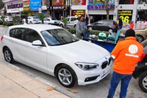 Manisa'da engellilerden park &uuml;creti tepkisi
