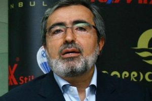 Fadıl Akg&uuml;nd&uuml;z Maldivler'i kaptırdı