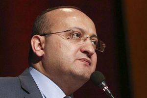 Başbakan Yardımcısı Akdoğan'ın 4'&uuml;nc&uuml; &ccedil;ocuk sevinci