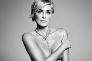 Sharon Stone 57 yaşında soyundu...