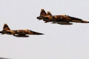 Suudi Arabistan u&ccedil;akları İran'ı vurdu