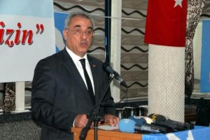 Aksakal'dan Demirtaş'a eleştiri: Sen neyin kafasını yaşıyorsun Selocan?