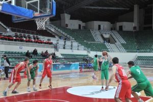 Bursa Nil&uuml;fer Belediyespor rahat kazandı