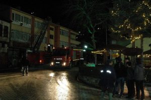 K&uuml;re'de baca yangını korkuttu