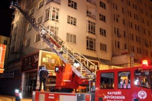 Kayseri'de terzihanede korkutan yangın