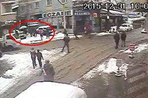 Bursa Mustafakemalpaşa'da beyzbol sopalı park kavgası
