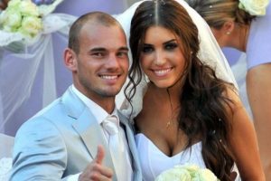 Sneijder'den eşi Yolanthe Cabau'ya pahalı hediye..
