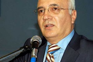 'Kaşkolumu sarıp markete gittim, fiyatlar &ccedil;ok y&uuml;ksek'