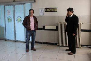Kar yağışını izlerken gelen kurşunla k&ouml;r oldu