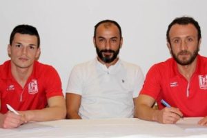 Balıkesirspor'da İlhan ve Erceg imzaladı