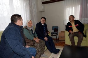 Bursa'da damda yaşayan yaşlı kadın sıcak bir yuvaya kavuştu