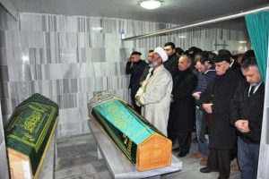 Bursa'da trafik kazasında hayatını kaybeden kadın toprağa verildi