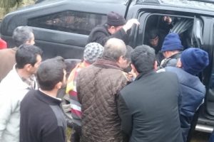 Bursa'da trakt&ouml;r altında kalan &ccedil;ift&ccedil;i &ouml;l&uuml;mden b&ouml;yle kurtuldu