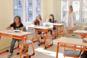Samsun'da d&ouml;n&uuml;şmeyen 5 dershane kapatıldı
