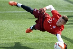 15 yaşındaki Fr&uuml;chtl Bayern kampında!