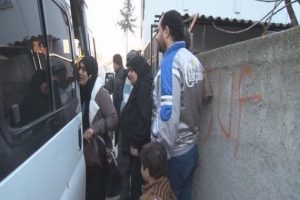 Aile boyu IŞİD'e giderken yakalandılar