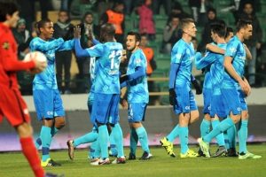 Bursaspor, Boluspor karşısına G&ouml;k-Mavi ile &ccedil;ıkıyor