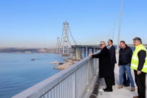 Bursa, İstanbul-İzmir Otoyolu a&ccedil;ılışı i&ccedil;in g&uuml;n sayıyor