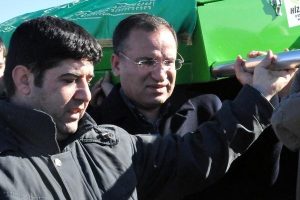 Bozdağ: Alevi vatandaşlarımızın beklentilerine cevap verilecek