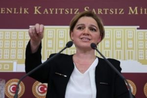 "A&ccedil;ıklanan program, ciddi bir program değil"