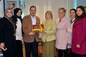 AK Parti Nil&uuml;fer İl&ccedil;e Kadın Kollarından İHA'ya ziyaret