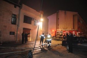 Gaziantep'te evdeki yangında Suriyeli yanarak &ouml;ld&uuml;
