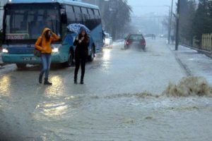 Meteorolojiden Bursa i&ccedil;in "kuvvetli yağış" uyarısı