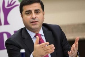 Demirtaş'tan, İstanbul'daki patlamaya ilişkin a&ccedil;ıklama
