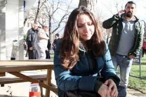 Patlamadan kıl payı kurtulan kadın: Havada bir şeyler u&ccedil;uştu