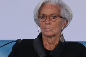 Lagarde: Fed'in faiz artışları kademeli olmalı