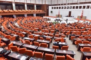 CHP'den 'yayın yasağı' sorusu
