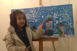 Minikler atıkları sanat eserine d&ouml;n&uuml;şt&uuml;rd&uuml;
