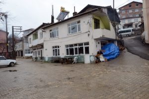 Bursa Dağak&ccedil;a Mahallesi'ne meydan ve hizmet binası