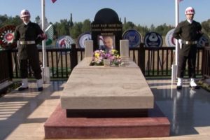 Rauf Raif Denktaş vefat yıl d&ouml;n&uuml;m&uuml;nde anıldı