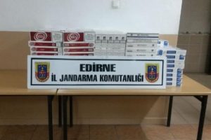 Edirne'de 5 bin 470 paket ka&ccedil;ak sigara ele ge&ccedil;ti