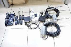 Kargodan IŞİD'in telsiz telefonları &ccedil;ıktı