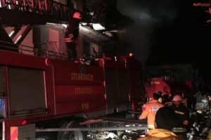 Diyarbakır'da eş zamanlı ter&ouml;r saldırısı: 1'i bebek 4 &ouml;l&uuml;, 26 yaralı!