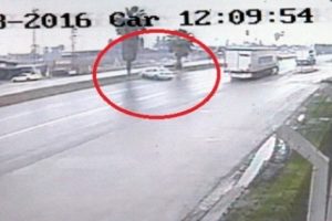 Anne ve oğlunun &ouml;ld&uuml;ğ&uuml; kaza kamerada