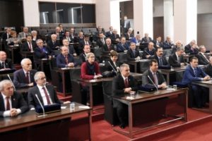 CHP'nin uzlaşma komisyonu &uuml;yeleri belli oldu