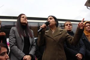 HDP'li Y&uuml;ksekdağ: &Ccedil;ınar'da &ouml;lenlerin ailelerinin acısını paylaşıyorum