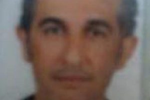 İzmir'de boşandığı eşini &ouml;ld&uuml;r&uuml;p, intihar etti
