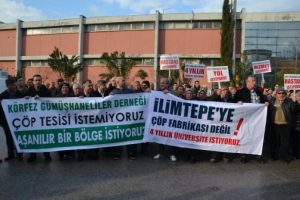 Kocaeli'de &ccedil;&ouml;p fabrikası protestosu