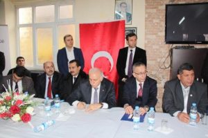 Vali Şahin, Roman vatandaşları dinledi