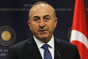 İngiltere ile "hesap dondurma" krizi &ccedil;&ouml;z&uuml;l&uuml;yor