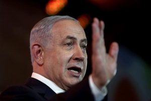 Netanyahu &ccedil;ıldırdı: "Ahlaksız, yanlış ve aptalca!"
