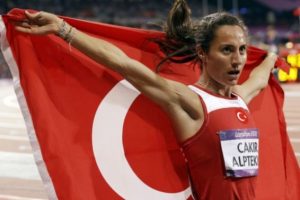 Aslı &Ccedil;akır Alptekin'den ilk yanıt geldi