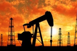 Petrol fiyatları yeniden 30 doların altında
